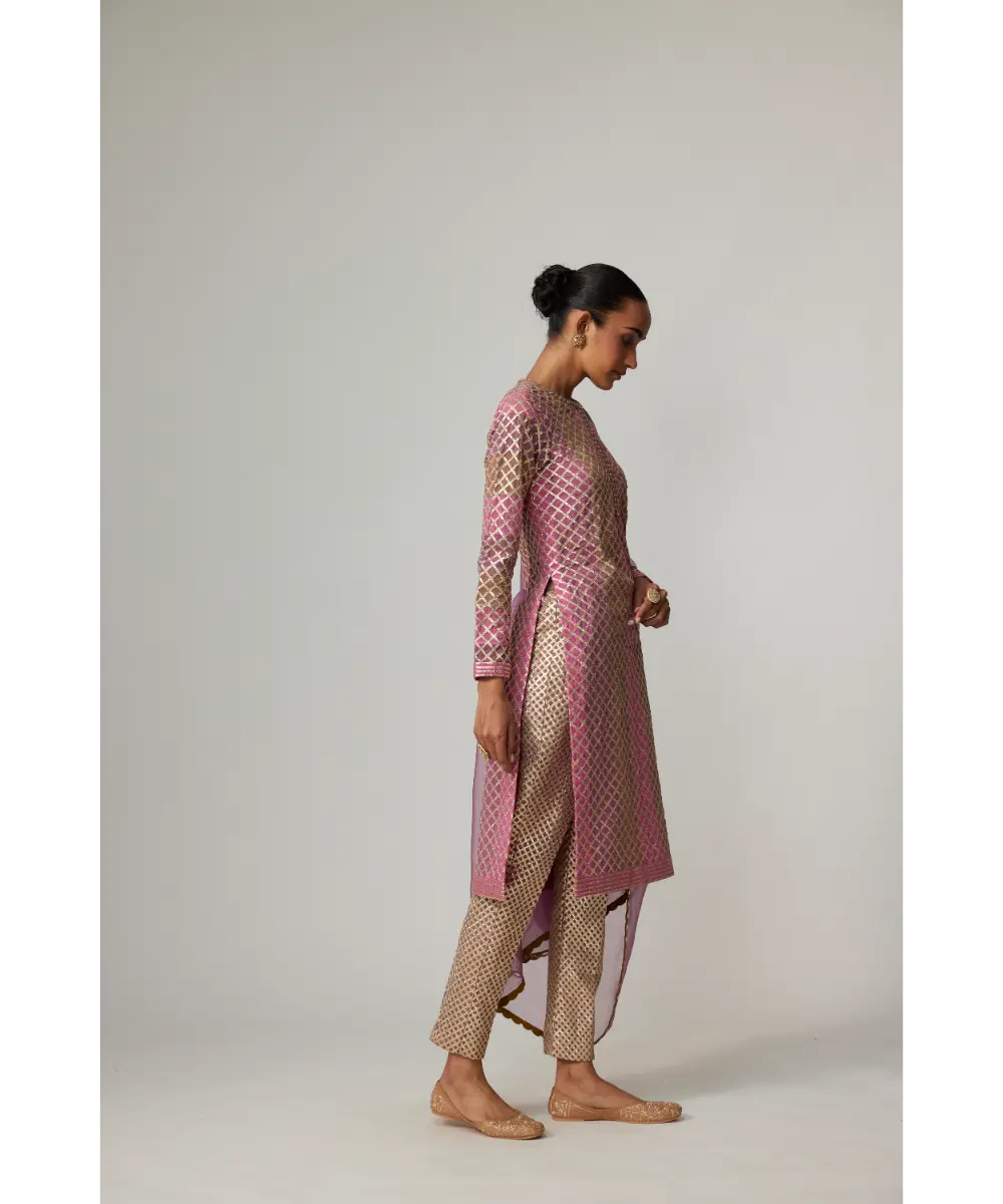 VVANI VATS - Mud mauve multicolor Kurta with Dupatta Set